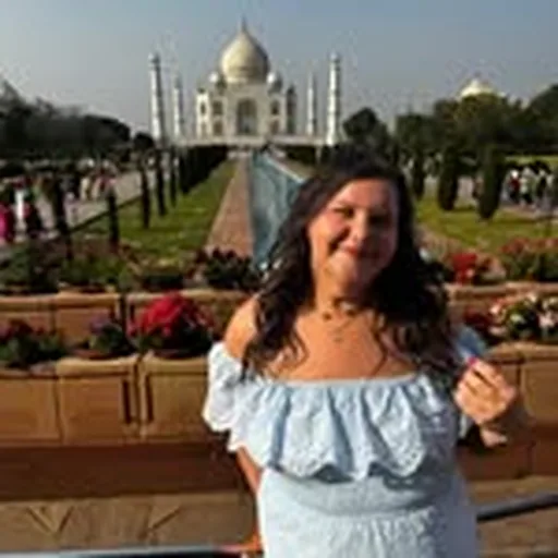 @rachellikestraveling profile image