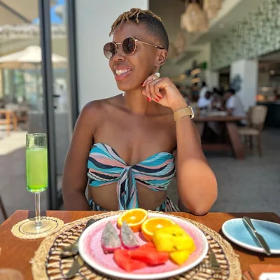 @radikalrose_eats profile image