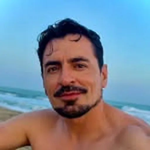 @rafazea profile image