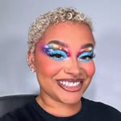 @raggedyroyal profile image