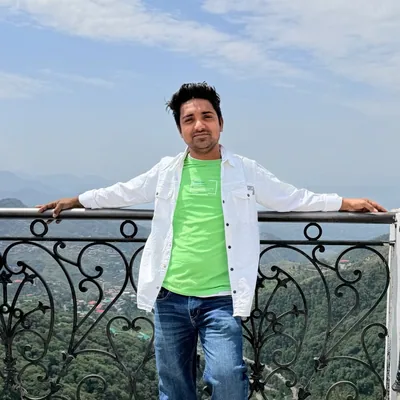 @rajacosmetic.4bro profile image