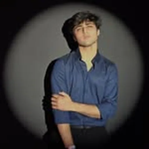 @rajgrover_in profile image