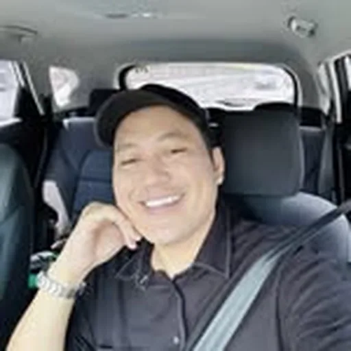 @randylazaro_ profile image