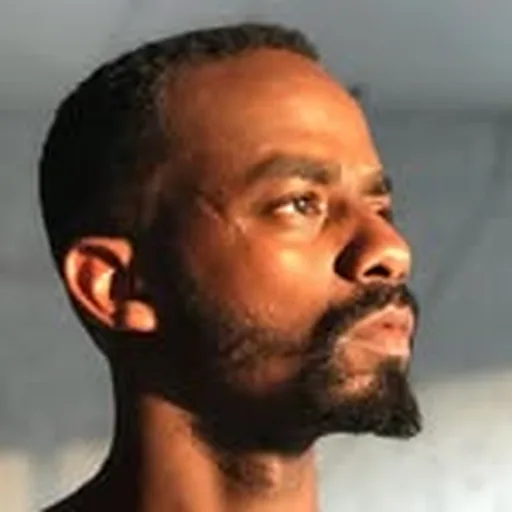 @raphaellogam profile image
