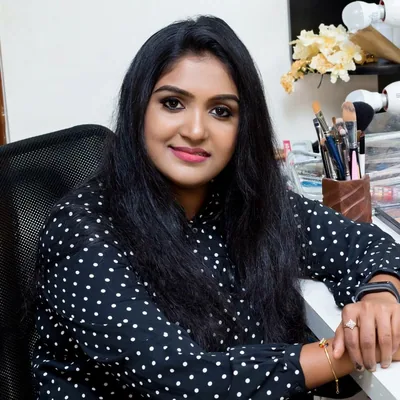 @ratnamakeupartist profile image