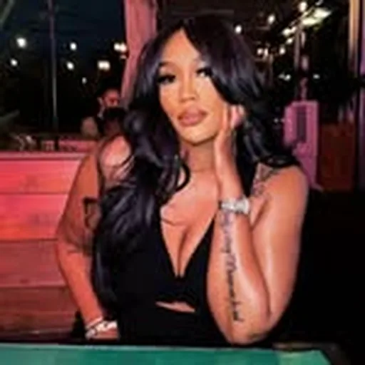 @ravey_baby profile image