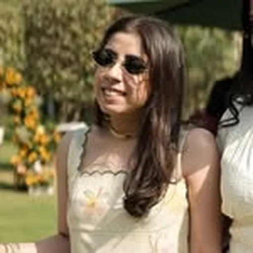 @ravneetkaurr profile image