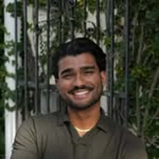 @realmuza profile image