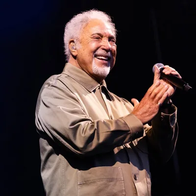@realsirtomjones profile image