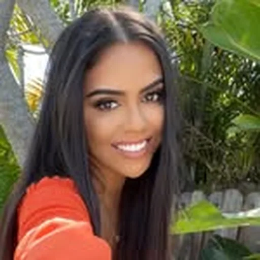 @rebeccajlive profile image
