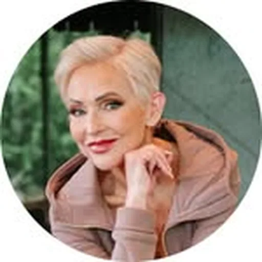 @rebeccarobeson profile image