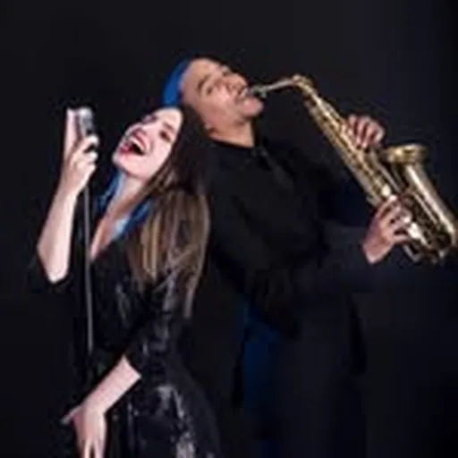 @redhouse.duo profile image