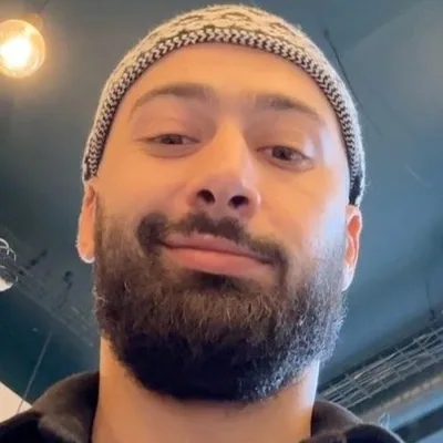 @redtouz profile image