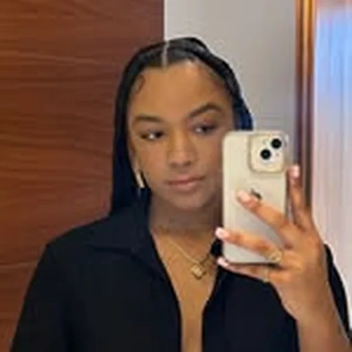 @reeree.f profile image