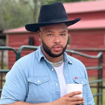 @reggiedenireaux_ profile image