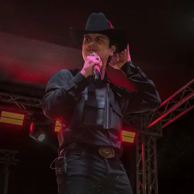 @regulocaro profile image