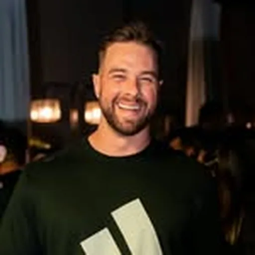 @renanboeing profile image