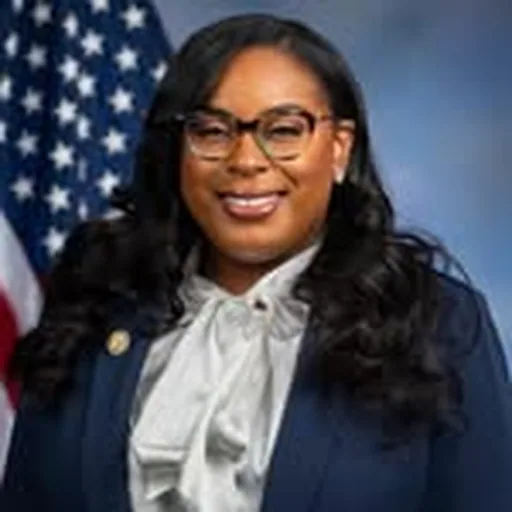 @replamonica profile image