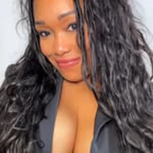 @resha.entirely profile image