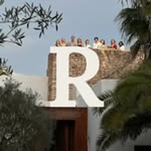 @retreats_by_ruben profile image
