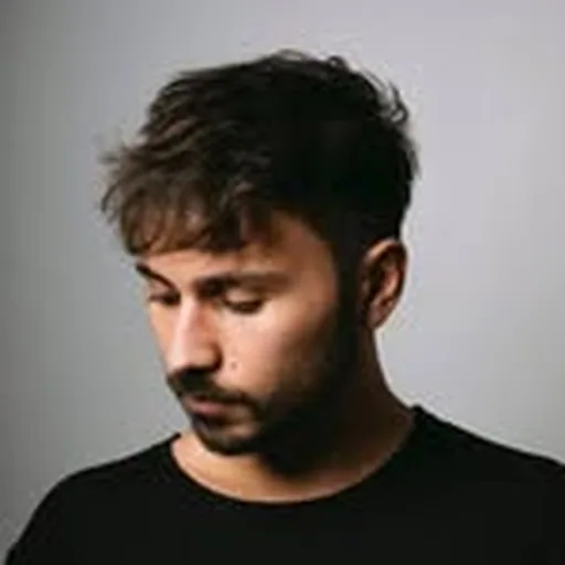 @rhoowaxdj profile image