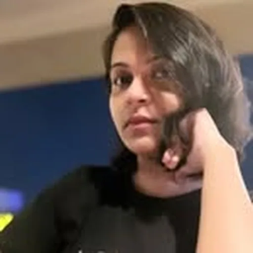 @riaa_saira profile image