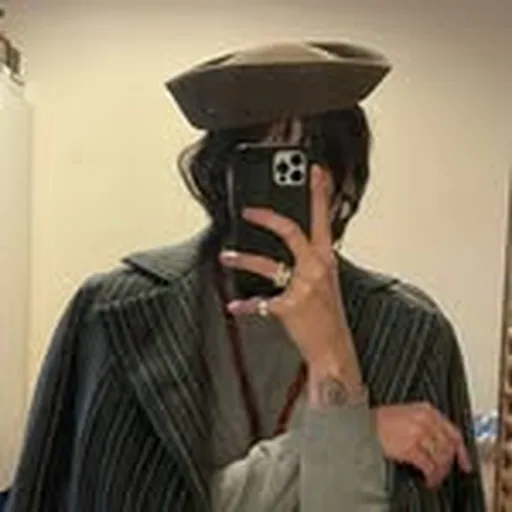 @riapoly profile image