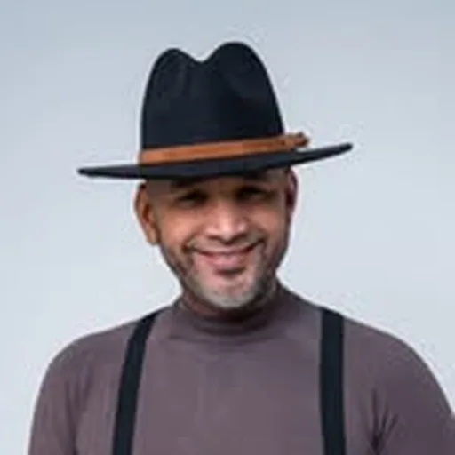 @richardfranciscoofficial profile image