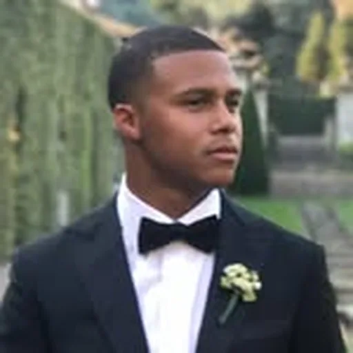 @rickylawson_ profile image