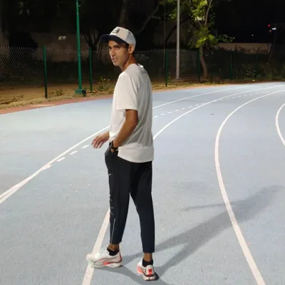 @rj_1500m profile image
