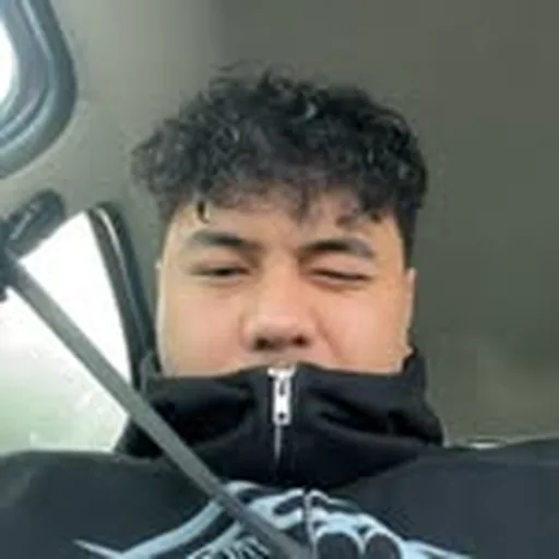 @rnzo.zip profile image