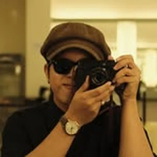 @robdenielcamera profile image