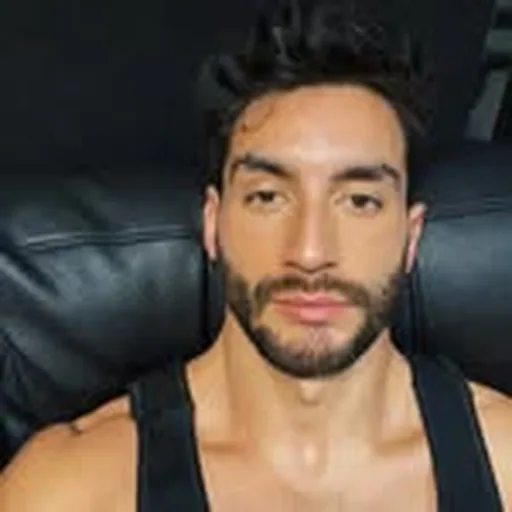 @robertroldan_ profile image