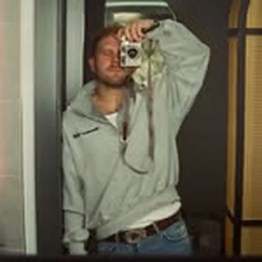 @robinboee profile image