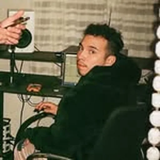 @robmnr profile image