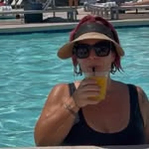 @robsquadmom profile image