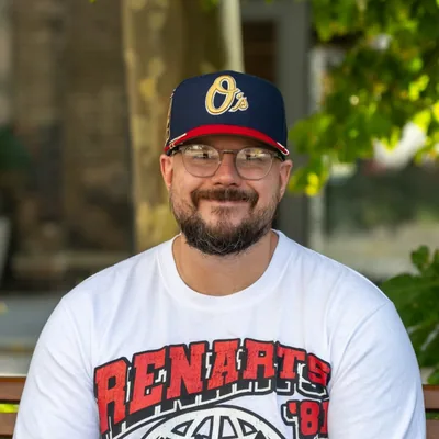 @robstah.capsnkicks profile image