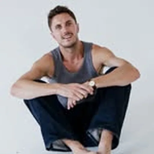 @roddyclarkedesign profile image