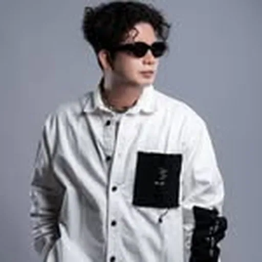 @ronijoni_ profile image