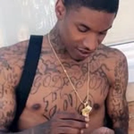 @ronron_wayy profile image
