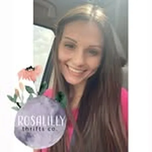 @rosalillythrifts profile image
