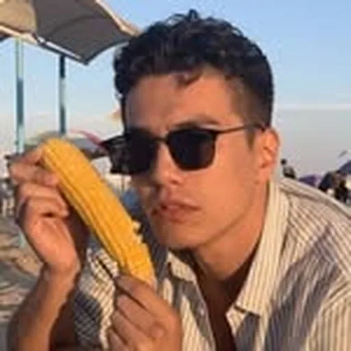 @rouslnn profile image