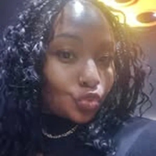 @roxie2hot4tv profile image