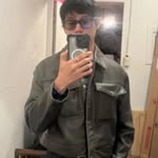 @roy_back profile image