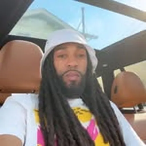 @royal_thekingg profile image