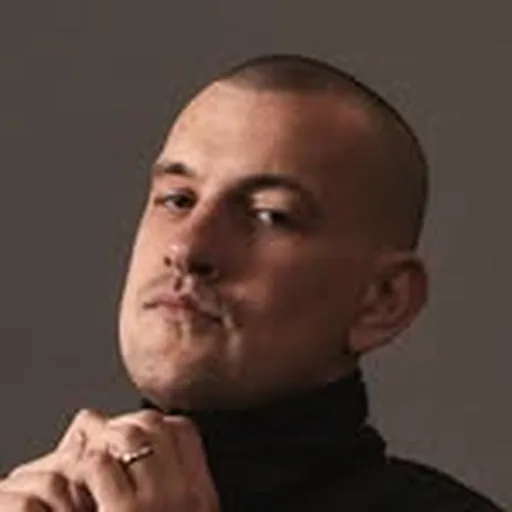 @royaltmusic profile image