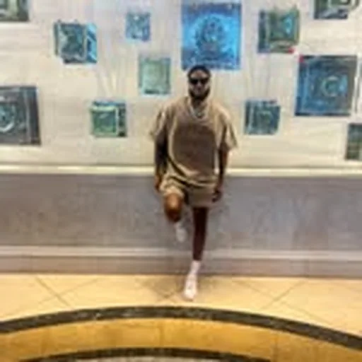 @rozaydray profile image