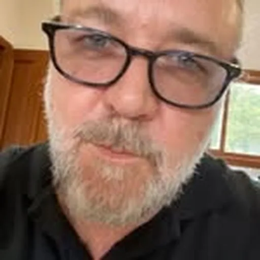 @russellcrowe profile image