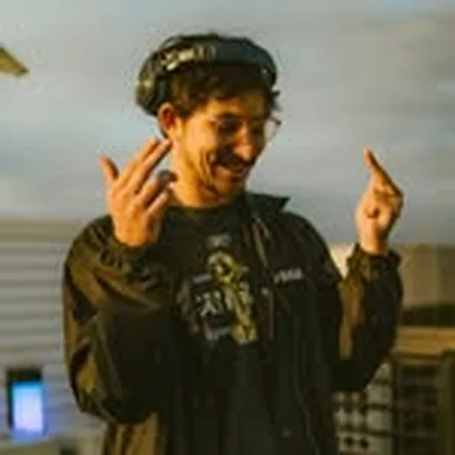 @ryan.fm_ profile image