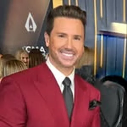 @ryanchiaverini profile image